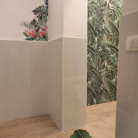 Sweet Flaminio-the Biggest Shower Daire *